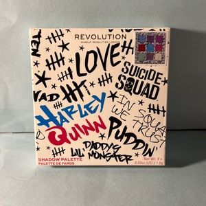 Harley Quinn eyeshadow palette